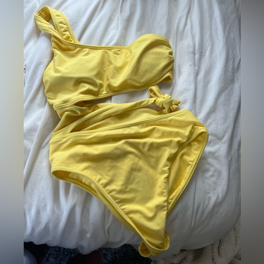 new swimsuit